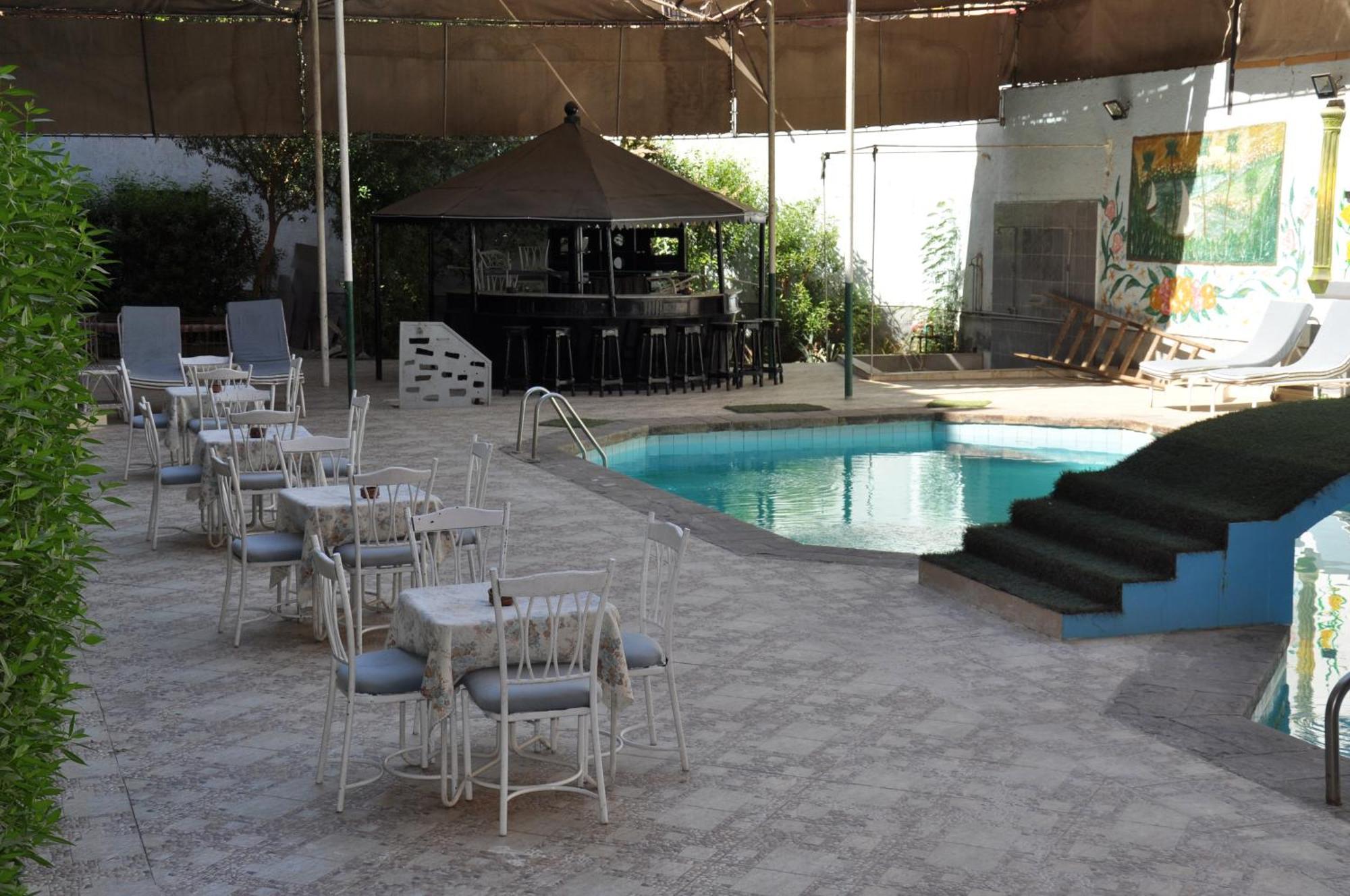 Shady Hotel Луксор Экстерьер фото