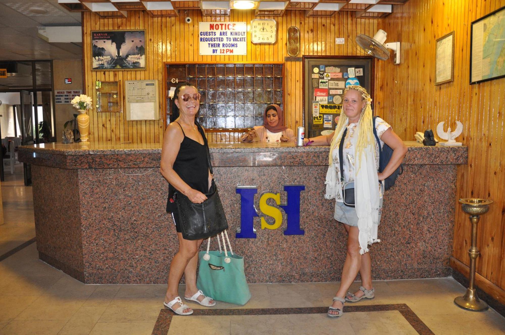 Shady Hotel Луксор Экстерьер фото