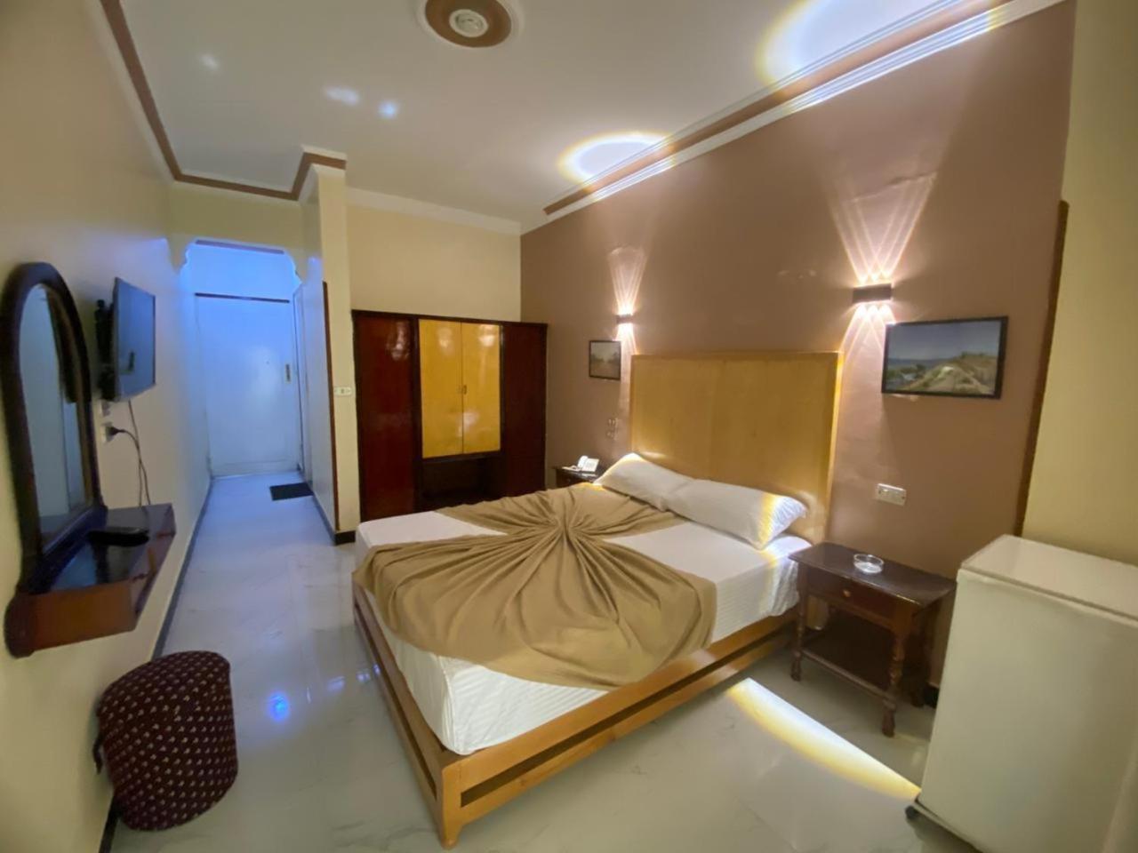 Shady Hotel Луксор Экстерьер фото